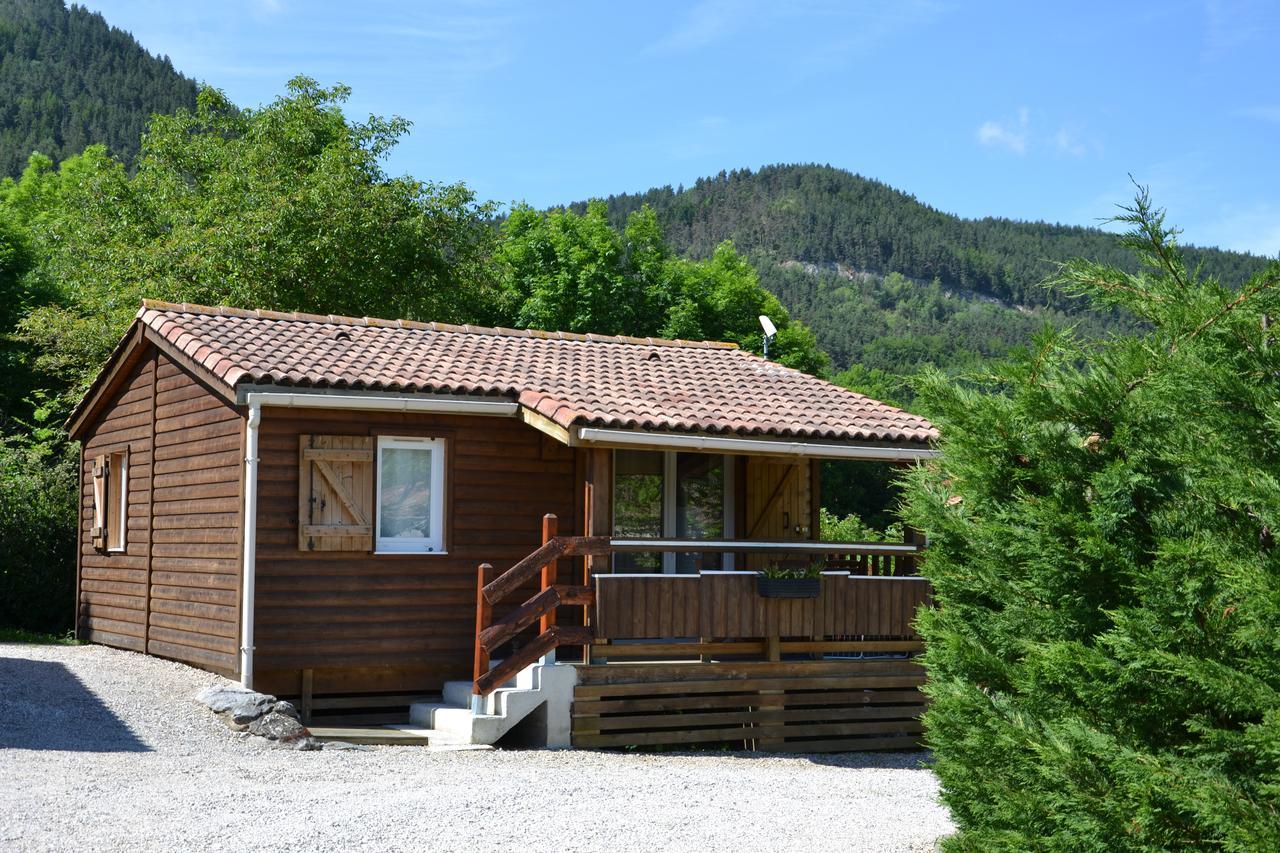 Camping La Mare Aux Fees Roquefeuil Exterior foto