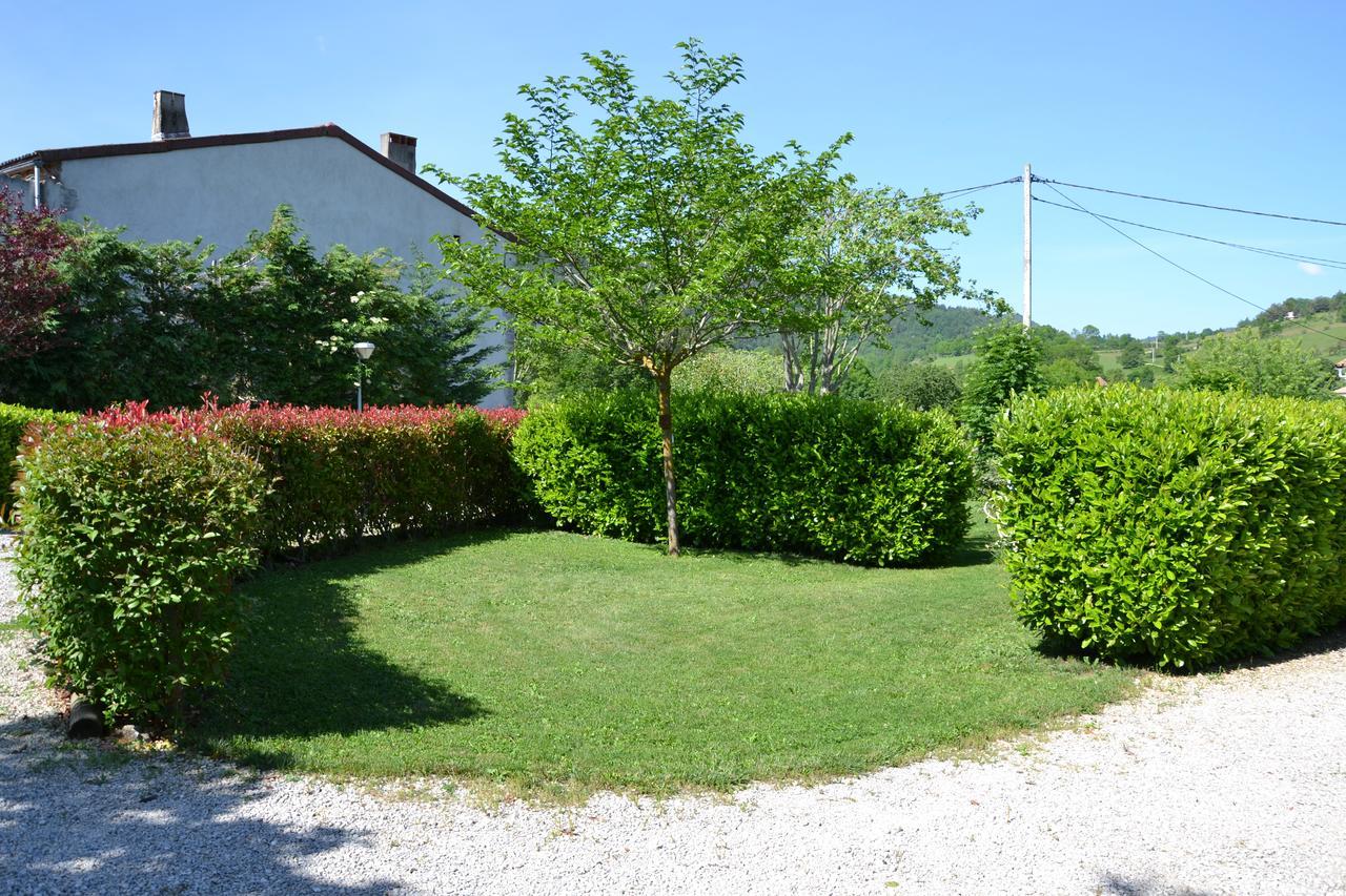 Camping La Mare Aux Fees Roquefeuil Exterior foto